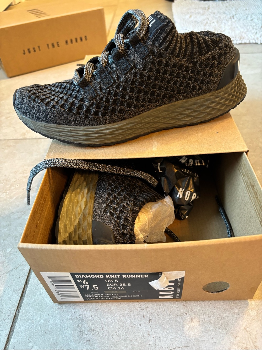 Diamond Knit Runner Men’s Sneakers - Black/Olive